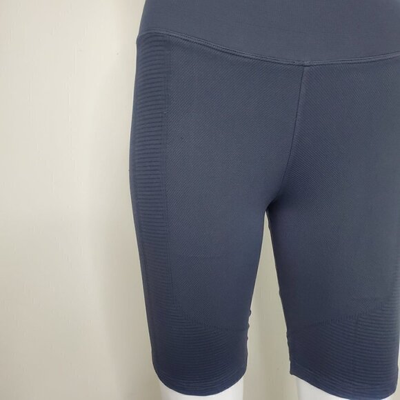 NWT Spiritual Gangster X Soulcycle Ribbed High Waist Bike Shorts Dark Gray M/L - Picture 4 of 13